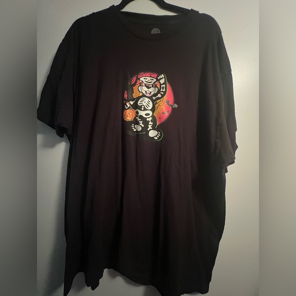 Buc-ee’s Halloween 🎃 Tee